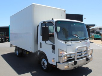 Isuzu NPR200 2012 Used