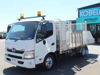 Hino 616 - 300 Series 2014 Used