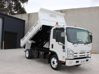 Isuzu n-series 2018 Used