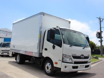 Hino 616-300-series 2023 Used
