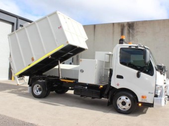 Hino 300 617 2016 Used