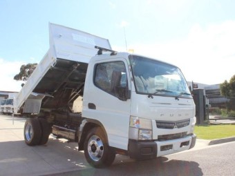 Fuso Canter 2022 Used