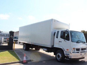 Fuso fighter 2015 Used
