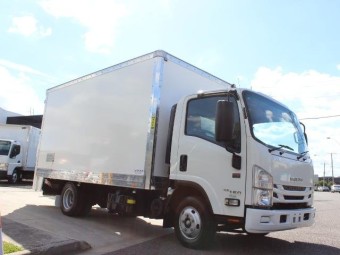 Isuzu n-series 2023 Used