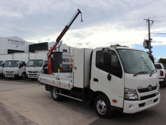 Hino 616-automatic 2019 Used