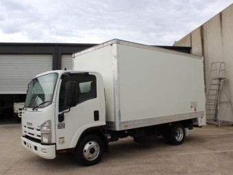 Isuzu n-series 2023 Used