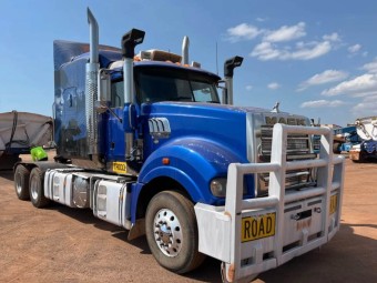 Mack Titan 2014 Used