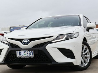 Toyota Camry 2020 used
