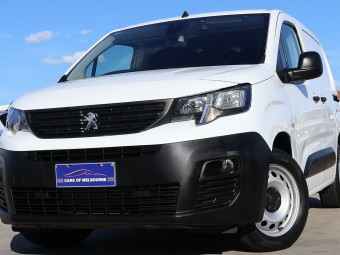 Peugeot Partner 2022 used