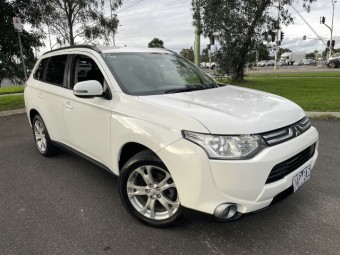 MITSUBISHI OUTLANDER ZJ MY14 2013 USED