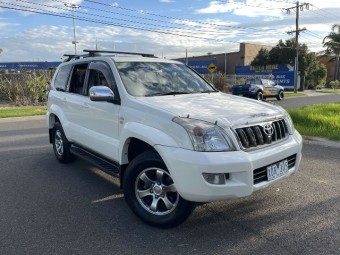 TOYOTA LANDCRUISER PRADO KDJ120R 2009 USED