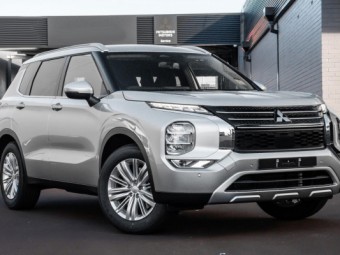 Mitsubishi Outlander 2025 Demo