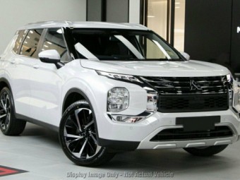 Mitsubishi Outlander 2025 Demo