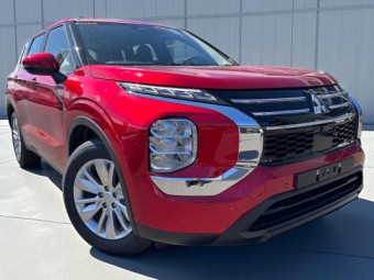 Mitsubishi Outlander 2025 Demo