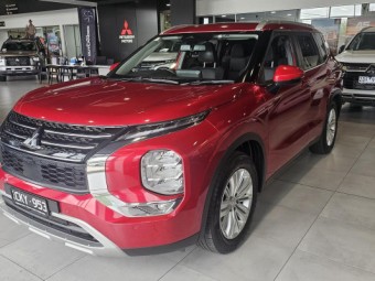 Mitsubishi Outlander 2023 Used