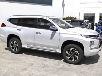 Mitsubishi Pajero Sport 2024 Demo