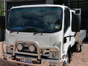 Isuzu NPR 75/190 Crew Cab 