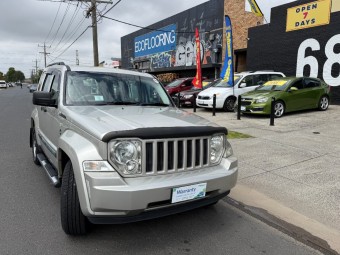 2009 Jeep Cherokee Sport (4x4)