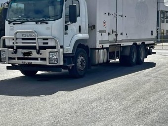 2011 Isuzu fvl